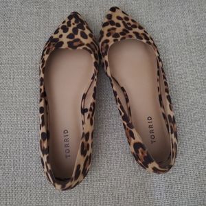 Faux Suede leopard flats